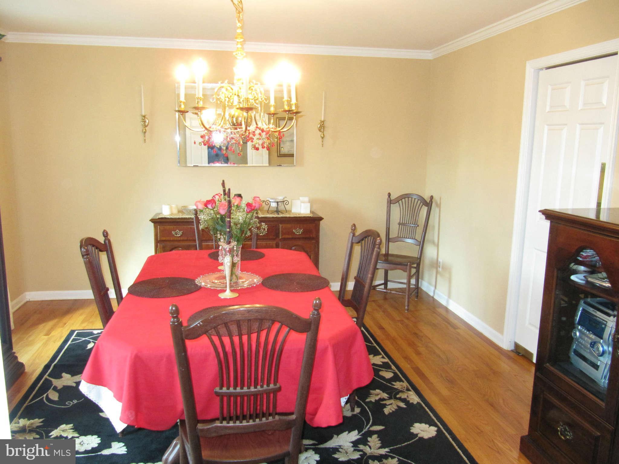 5700 Williams Road Hydes, MD 21082 - Photo 10 of 27 Dining Room