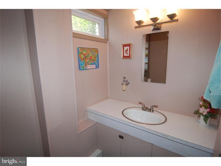 2310 Berkley Road Reading, PA 19605 - Photo 14 of 25 Bathroom
