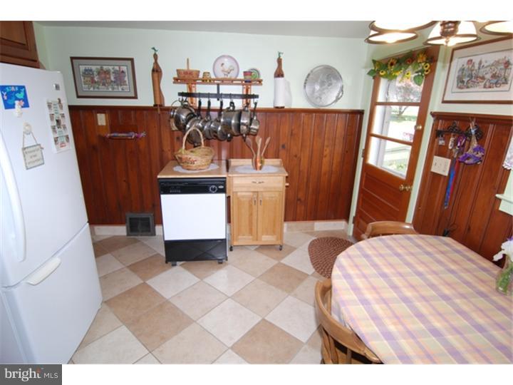 2310 Berkley Road Reading, PA 19605 - Photo 24 of 25 Kitchen