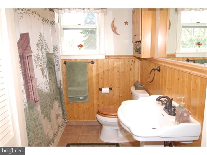 2310 Berkley Road Reading, PA 19605 - Photo 4 of 25 Bathroom