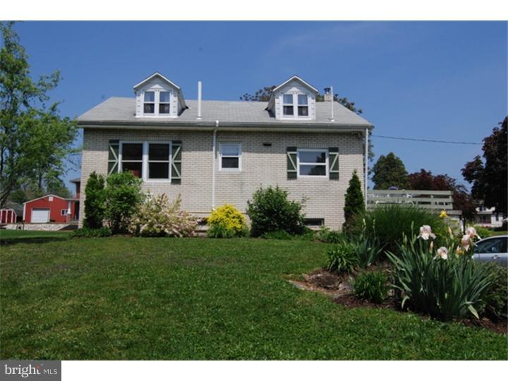 2310 Berkley Road Reading, PA 19605 - Photo 8 of 25 Exterior Back