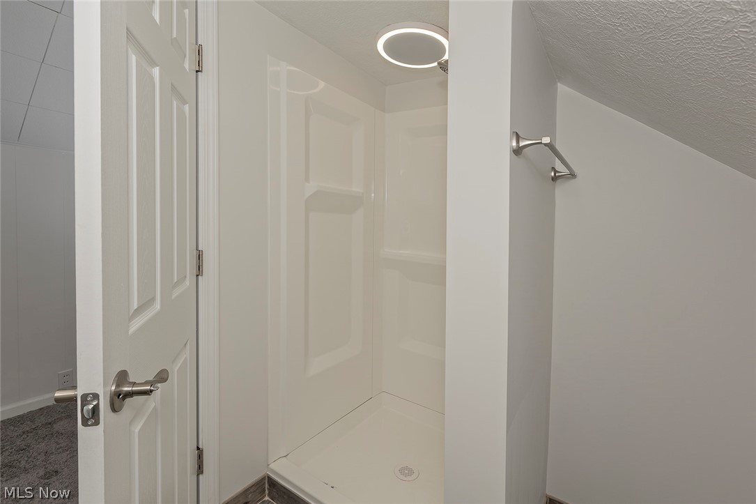 1345 Haverston Road Lyndhurst, OH 44124 - Photo 22 of 35 Gallery Image 22