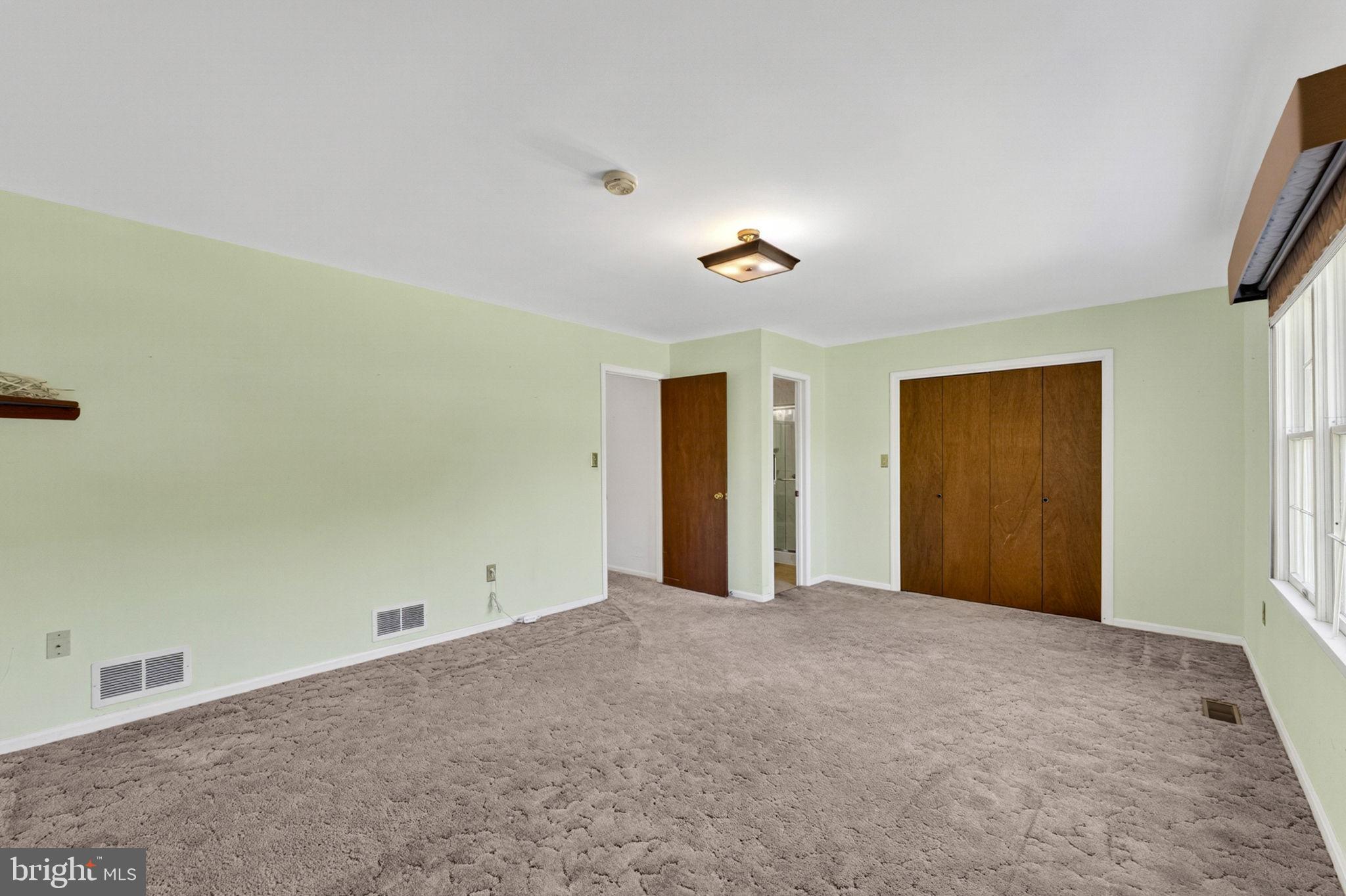 40297 Braddock Road Aldie, VA 20105 - Photo 30 of 76 Bedroom 1