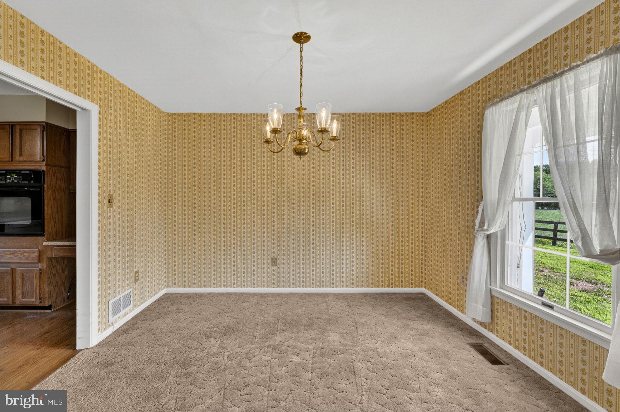 40297 Braddock Road Aldie, VA 20105 - Photo 35 of 76 Dining Room