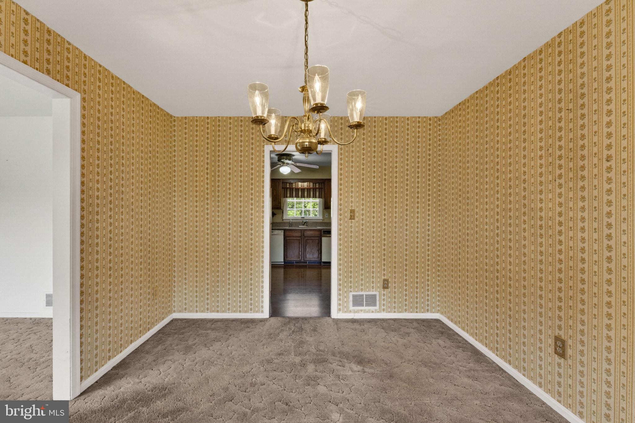 40297 Braddock Road Aldie, VA 20105 - Photo 36 of 76 Dining Room