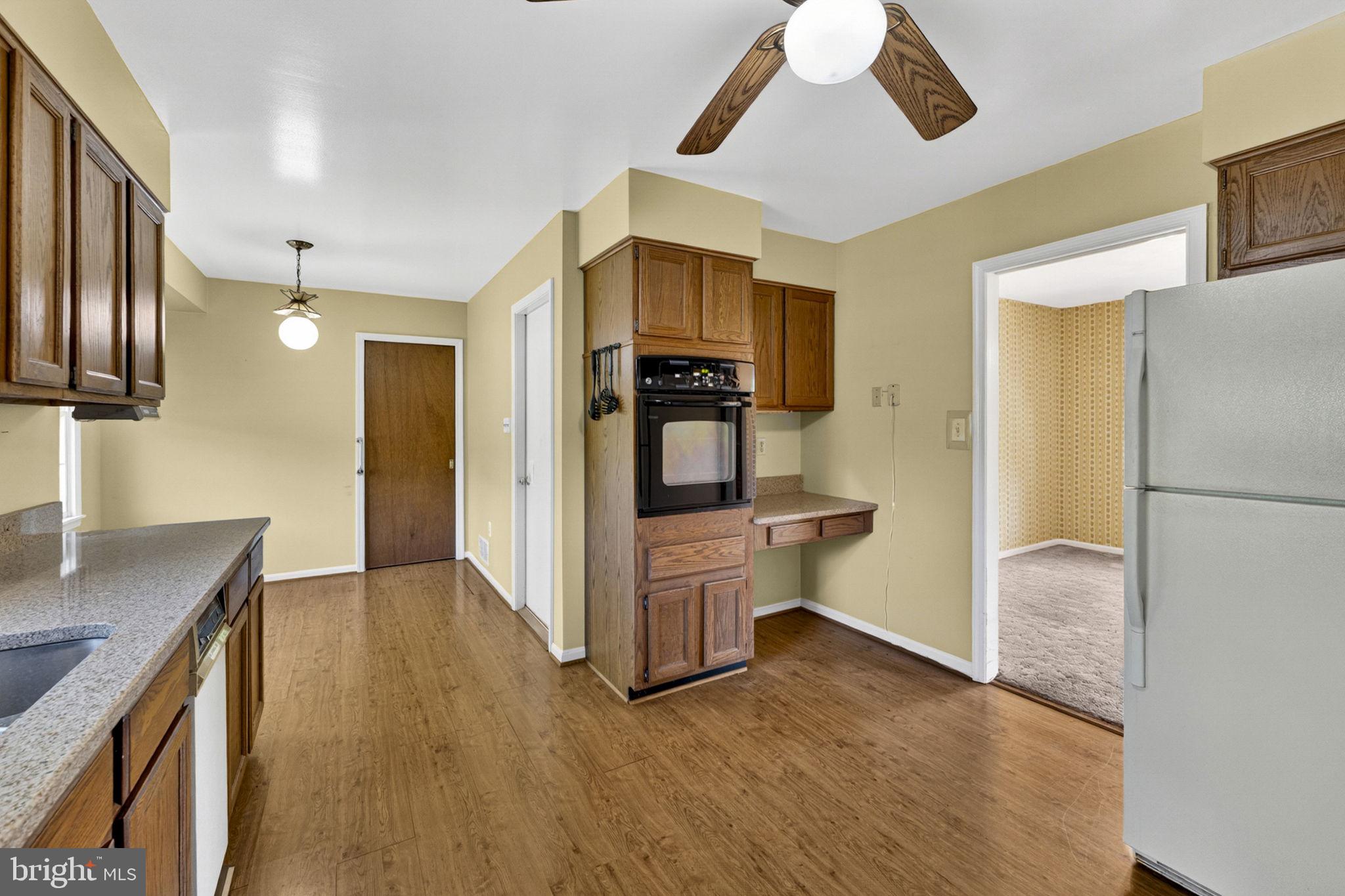 40297 Braddock Road Aldie, VA 20105 - Photo 44 of 76 Kitchen