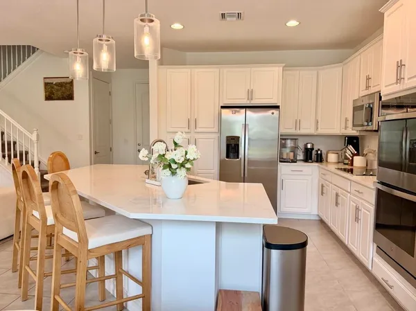 $4,500 | 9420 Kinley Place, Boca Raton, FL 33428