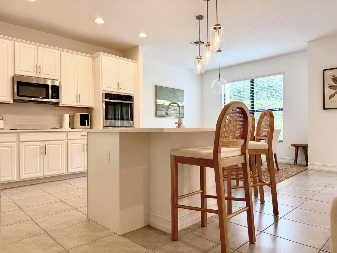 9420 Kinley Place Boca Raton, FL 33428 - Photo 6 of 18 d978bfcc-d14a-4a09-8815-bcdc47709eb2