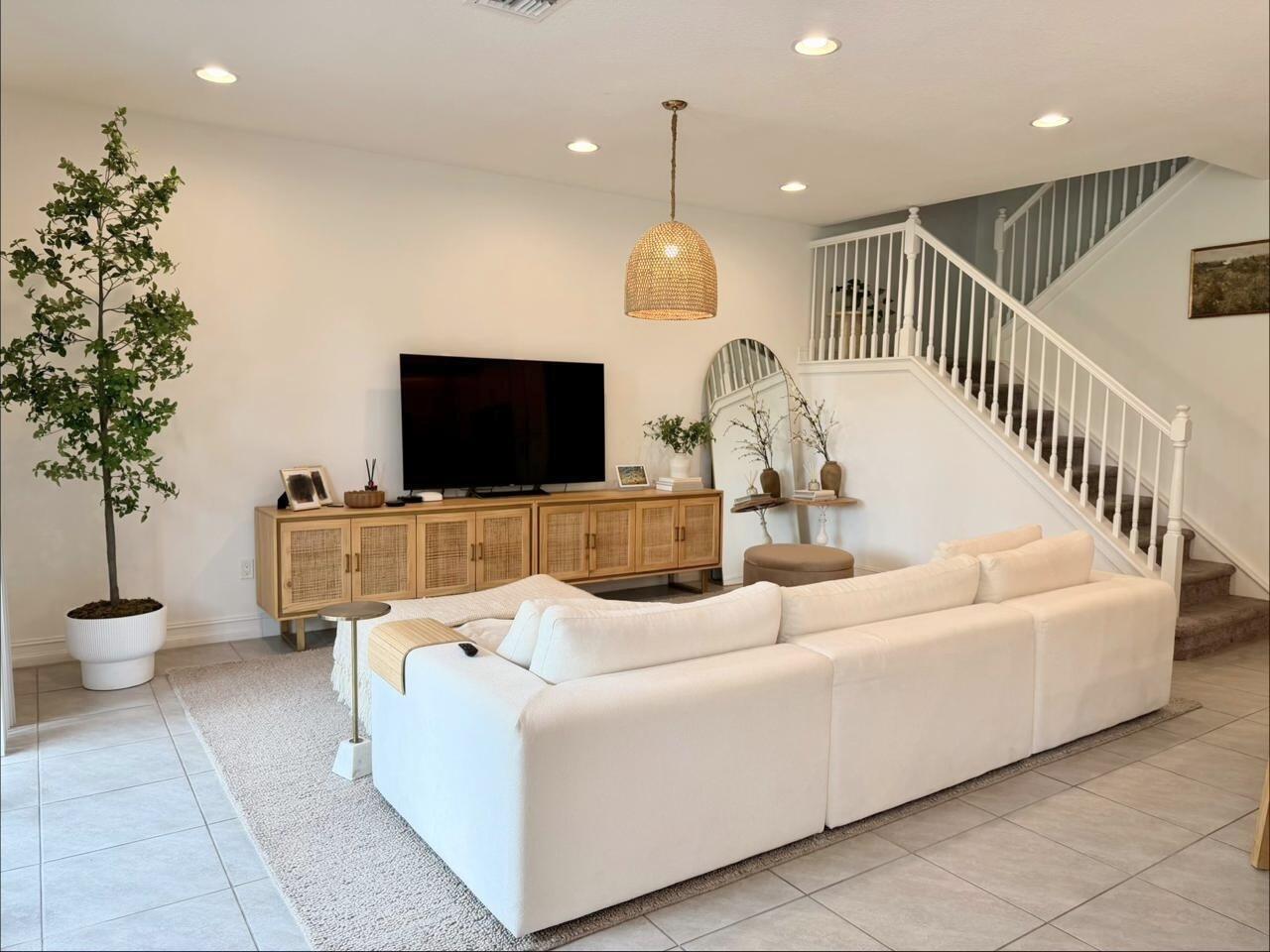 9420 Kinley Place Boca Raton, FL 33428 - Photo 8 of 18 f9372661-bb9a-4ab8-856e-e2be96f13e0d