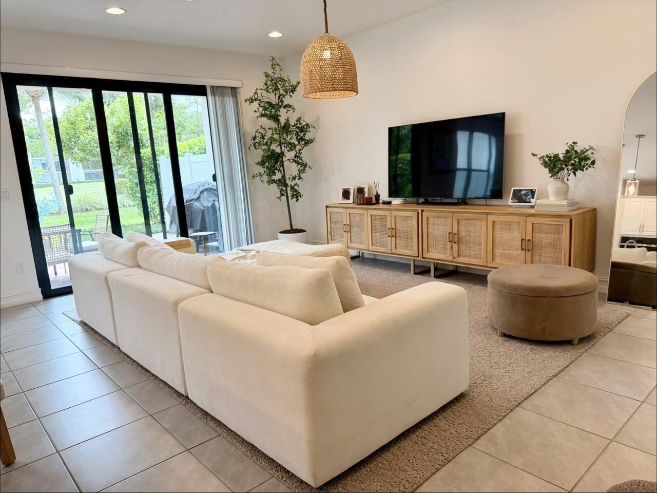 9420 Kinley Place Boca Raton, FL 33428 - Photo 9 of 18 28f76c11-6902-401a-bddd-36a66ef99d6c