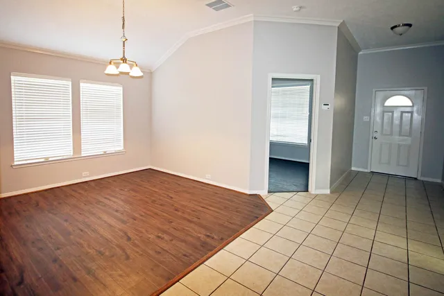 $2,400 | 21743 May Apple Court, Cypress, TX 77433