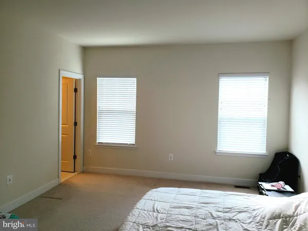 $2,600 | 2204 Shadmoor Drive, Fredericksburg, VA 22401