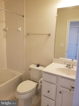 $2,600 | 2204 Shadmoor Drive, Fredericksburg, VA 22401