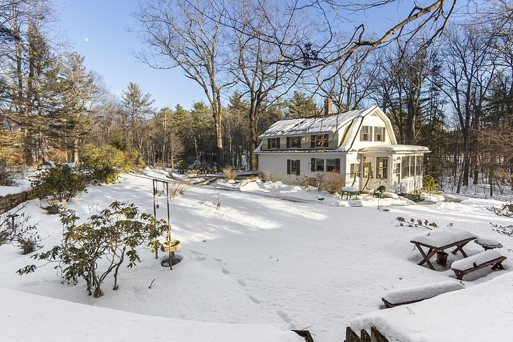 237 Ellis Road Westminster, MA 01473 - Photo 1 of 35 Gallery Image 1