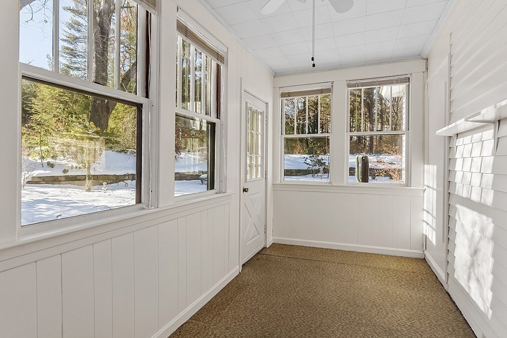 237 Ellis Road Westminster, MA 01473 - Photo 11 of 35 Gallery Image 11