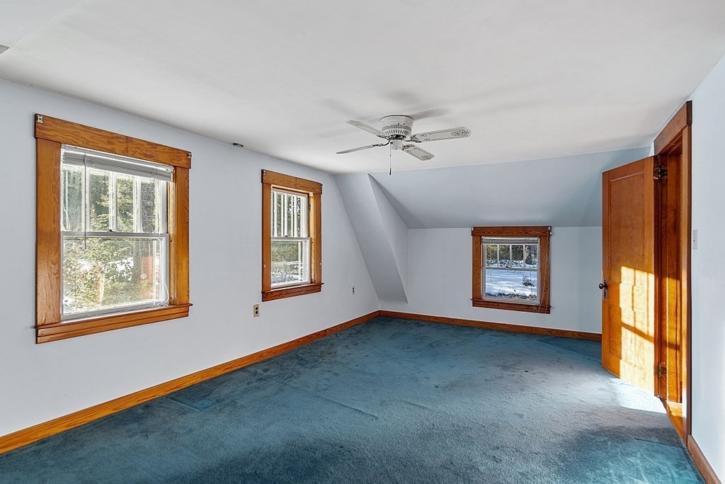 237 Ellis Road Westminster, MA 01473 - Photo 20 of 35 Gallery Image 20