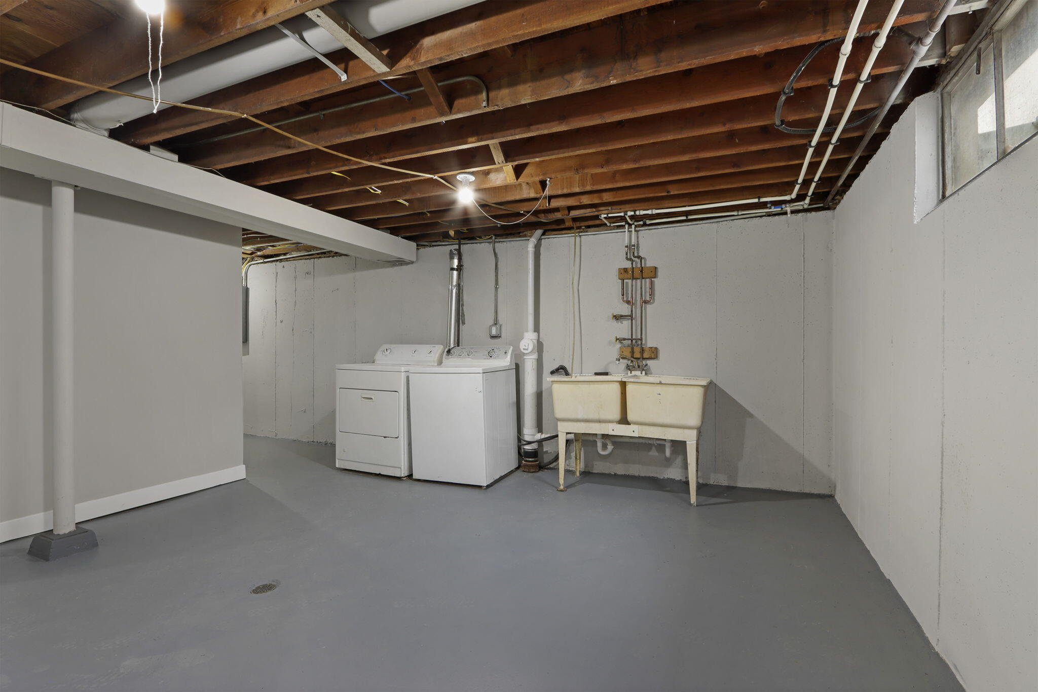 1703 84th Place Kenosha, WI 53143 - Photo 16 of 23 17-web-or-mls-1703 84th Pl, Kenosha, WI