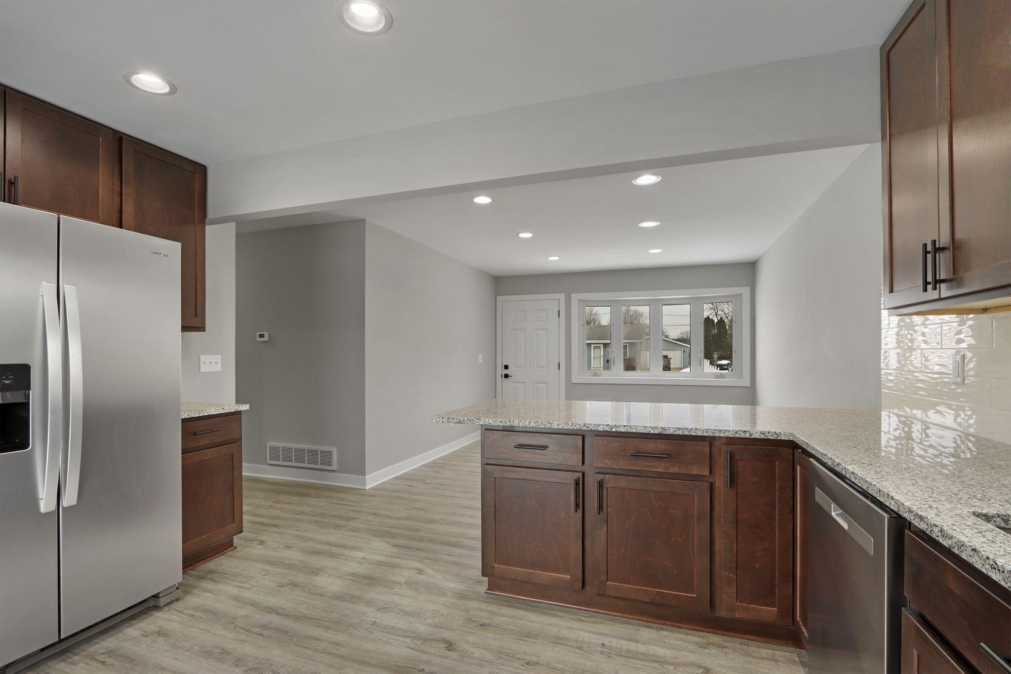 1703 84th Place Kenosha, WI 53143 - Photo 5 of 23 7-web-or-mls-1703 84th Pl, Kenosha, WI -