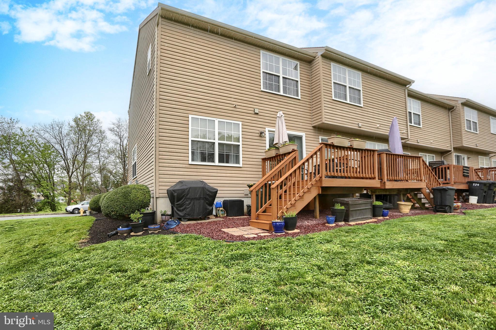 120 East Beaver Street York, PA 17406 - Photo 36 of 41 a view of a house with a backyard