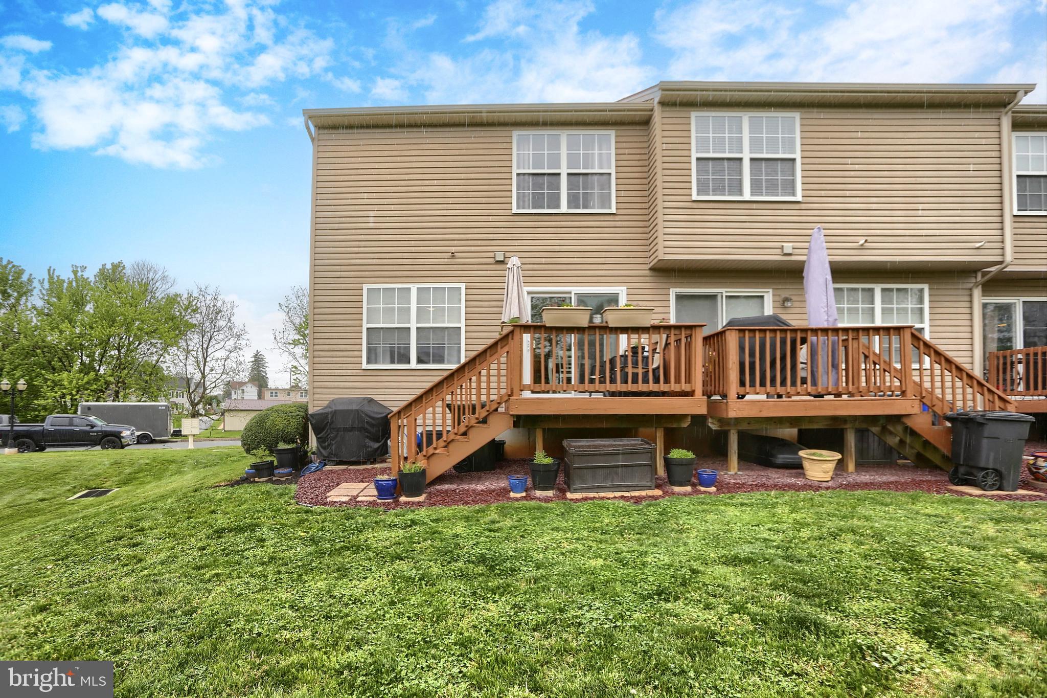 120 East Beaver Street York, PA 17406 - Photo 37 of 41 a view of a house with a backyard and sitting area