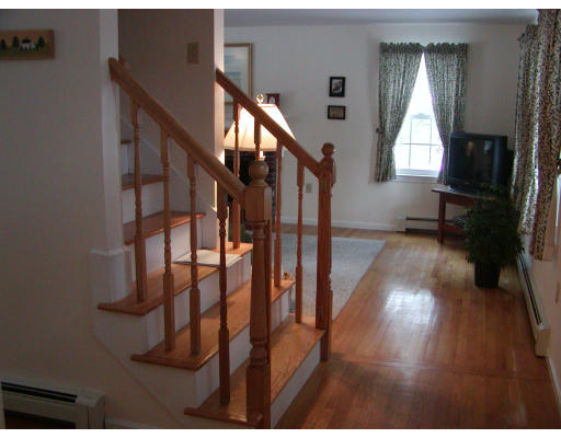 75 River Road Norfolk, MA 02056 - Photo 3 of 7 Gallery Image 3
