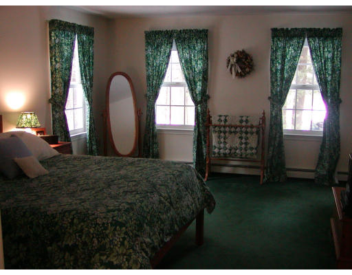 75 River Road Norfolk, MA 02056 - Photo 5 of 7 Gallery Image 5