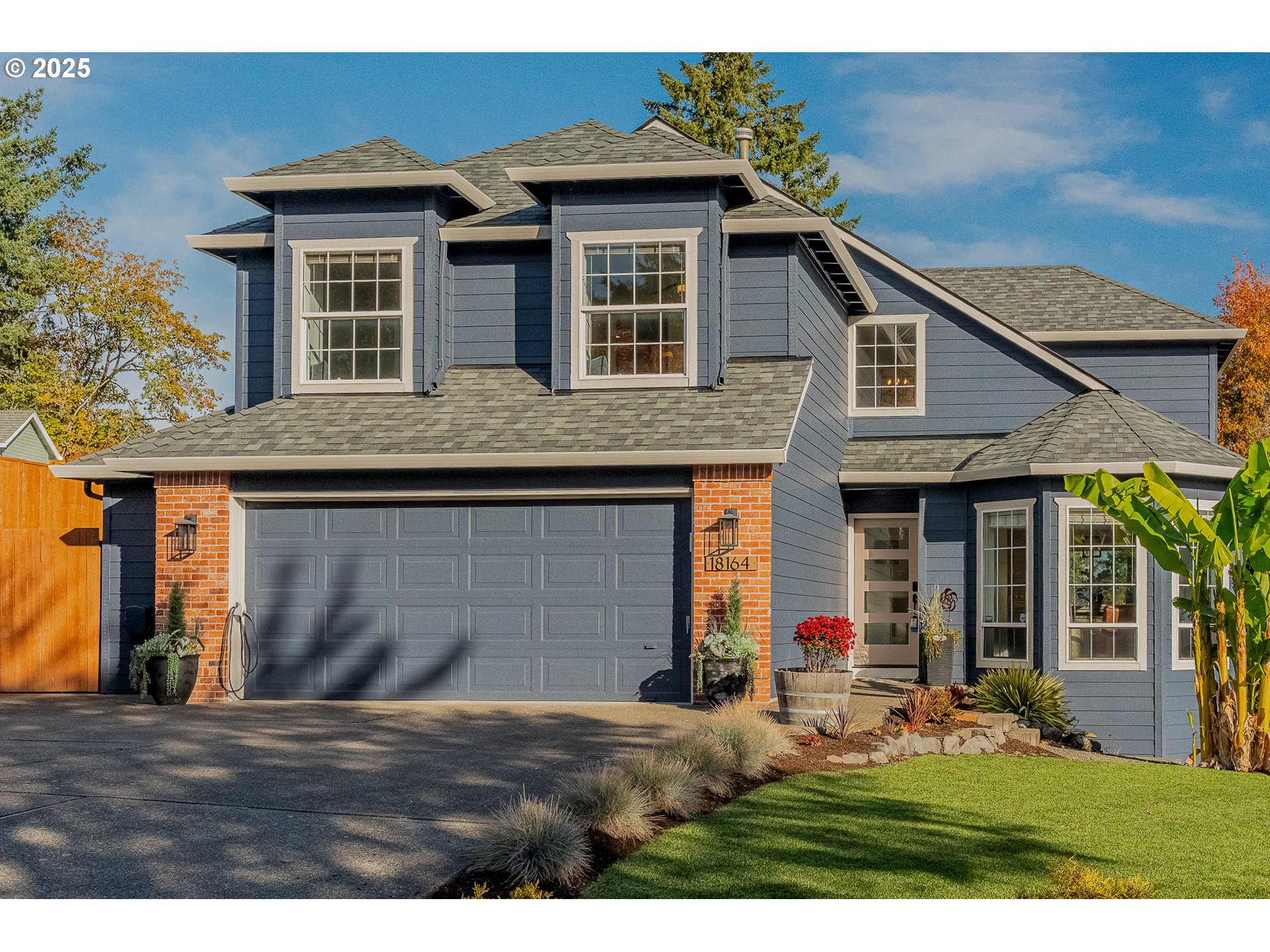 18164 Southwest Fallatin Loop Beaverton, OR 97007 - Photo 2 of 46 Gallery Image 2