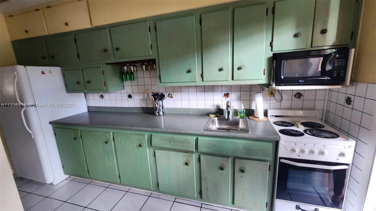 60 Northwest 79th Street, Unit 15 Miami, FL 33150 - Photo 12 of 17