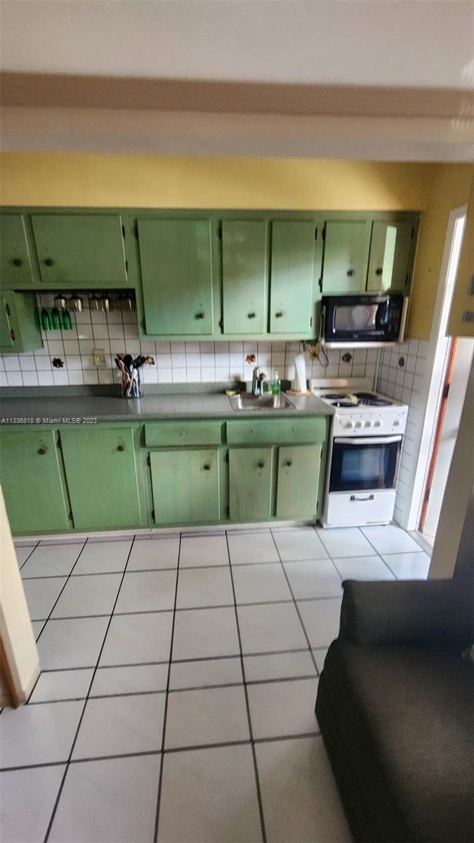 60 Northwest 79th Street, Unit 15 Miami, FL 33150 - Photo 15 of 17