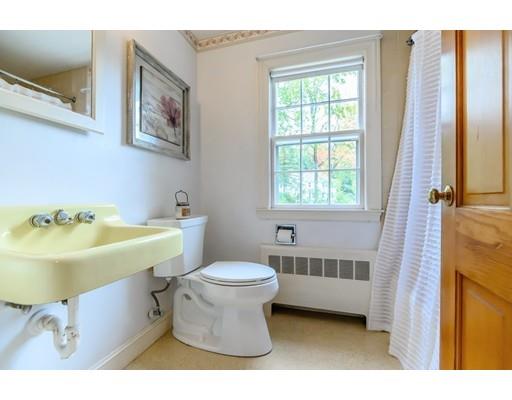 138 Holt Road Andover, MA 01810 - Photo 23 of 34