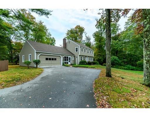 138 Holt Road Andover, MA 01810 - Photo 4 of 34