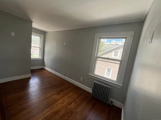 $1,600 | 486 Mohegan Ave Parkway, Quaker Hill, CT 06375