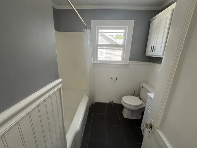 $1,600 | 486 Mohegan Ave Parkway, Quaker Hill, CT 06375