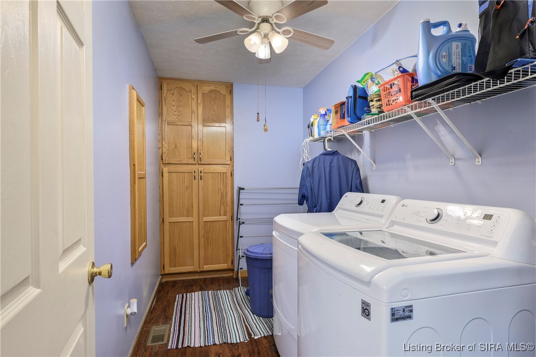 10075 East Blue River Road Pekin, IN 47165 - Photo 15 of 37