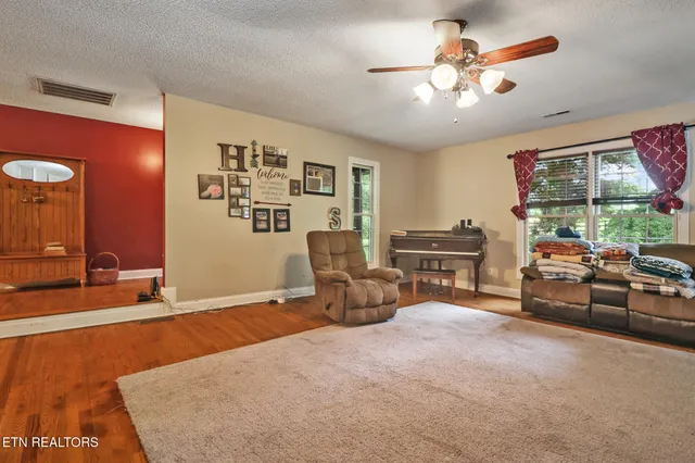 $450,000 | 1541 Clear Creek Road, Crossville, TN 38571