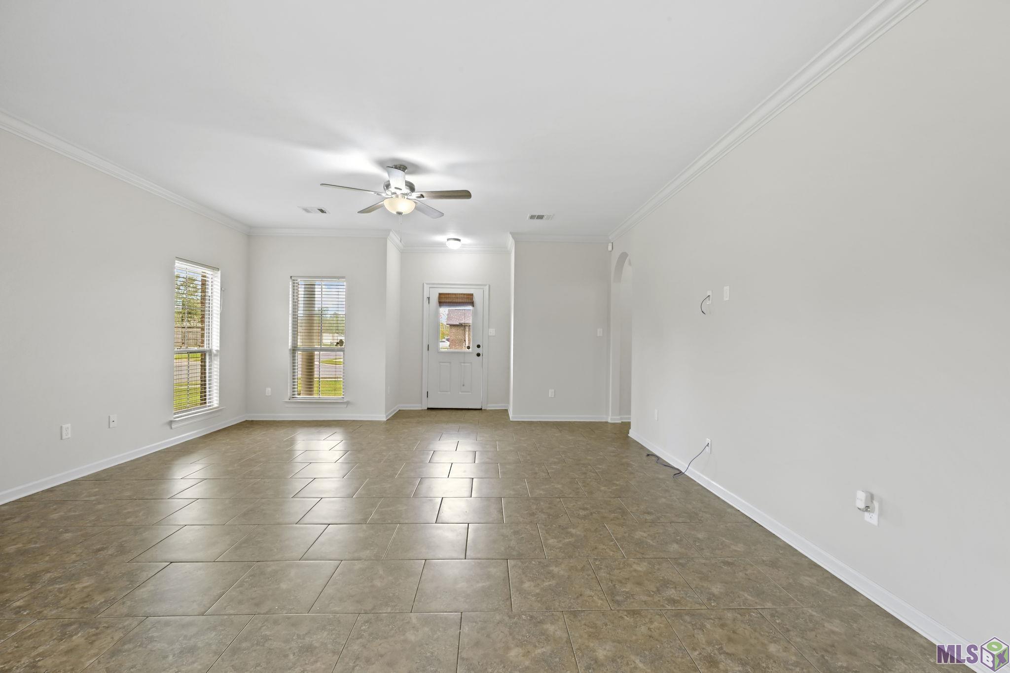 17239 Rue Le Norde Prairieville, LA 70769 - Photo 3 of 20 Gallery Image 3