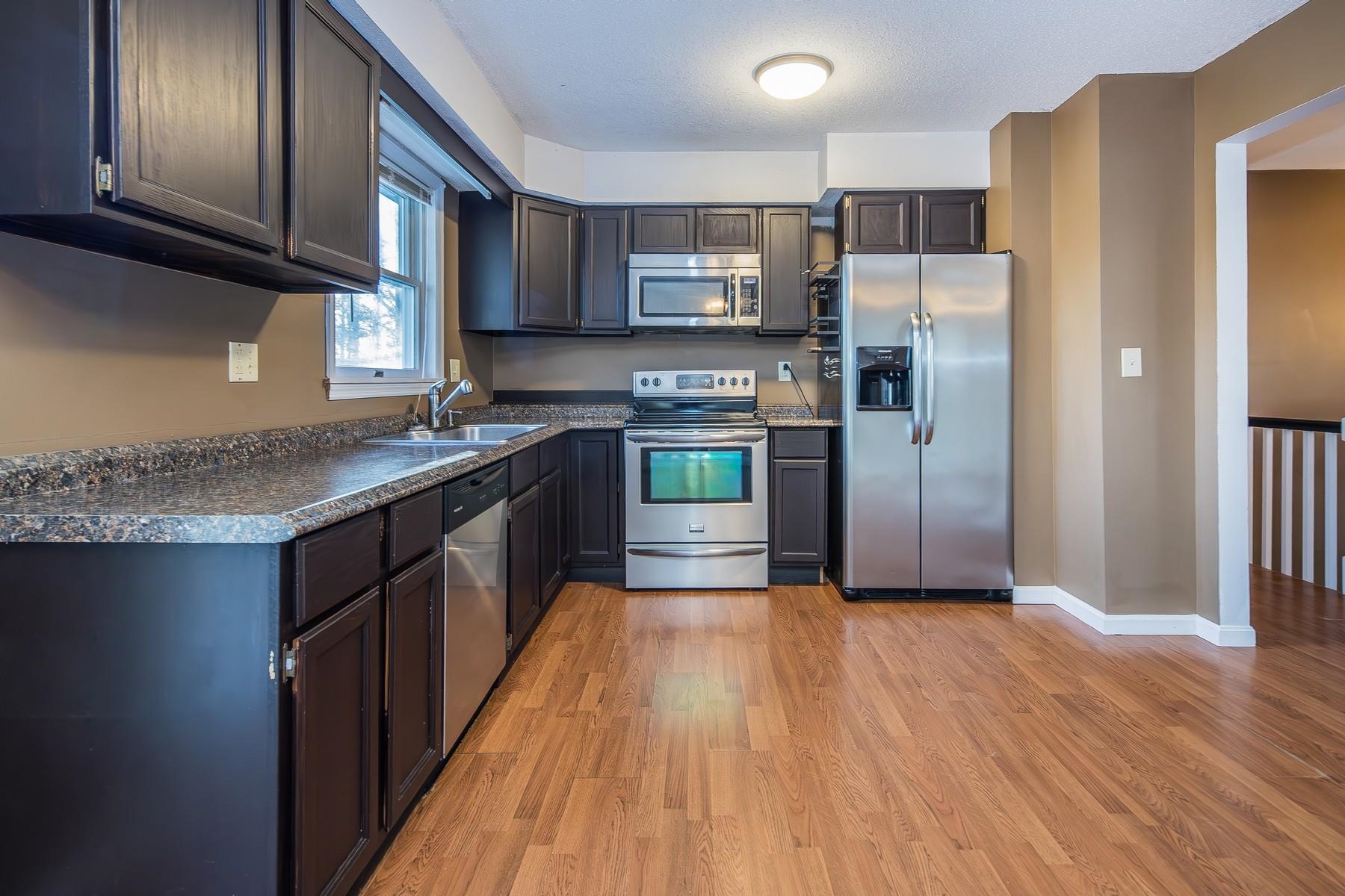 14 Haywood Avenue Rutland, VT 05701 - Photo 11 of 27