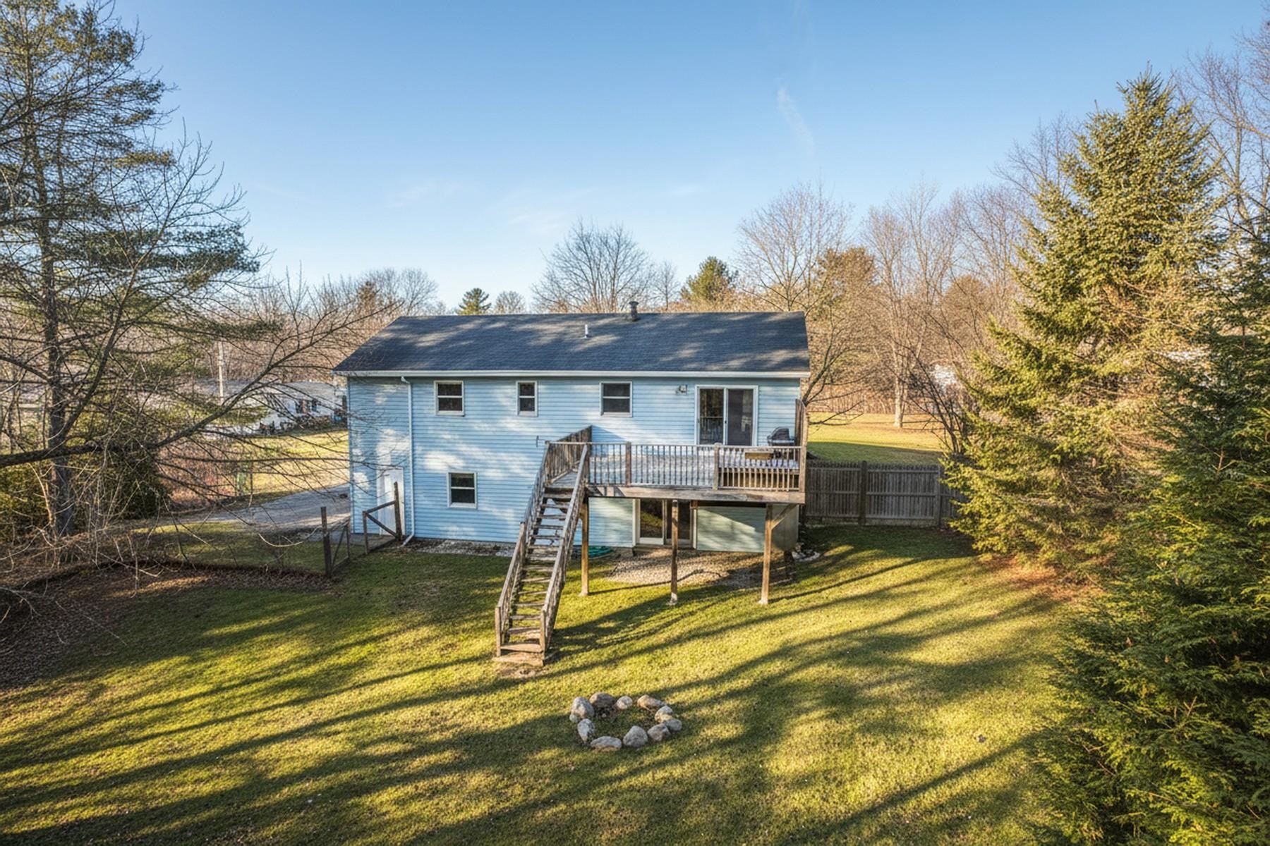 14 Haywood Avenue Rutland, VT 05701 - Photo 4 of 27