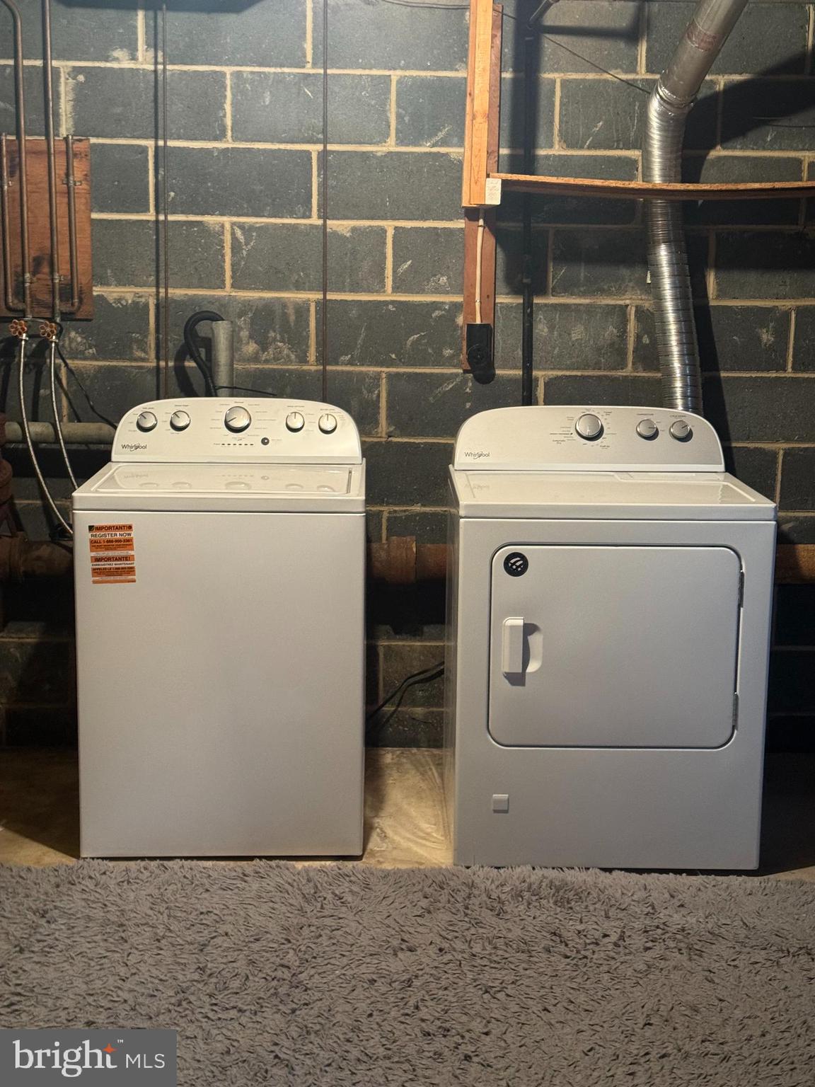 116 Reeger Avenue Hamilton, NJ 08610 - Photo 24 of 25 a utility room with dryer and washer