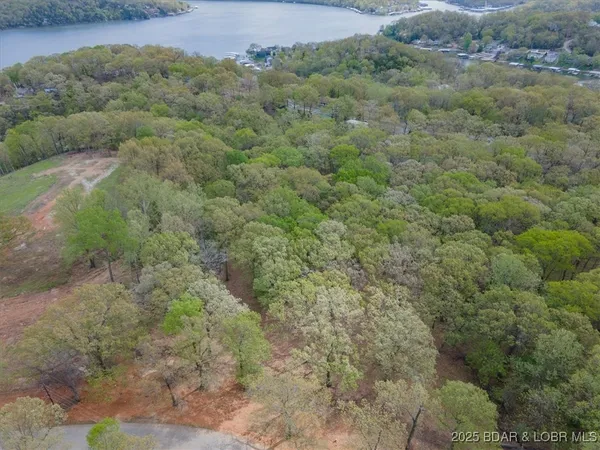 $24,900 | Lot 33 Woodland Point, Linn Creek, MO 65052
