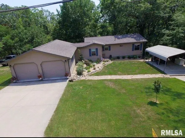 $499,900 | 1295 Lake Shore Drive South, Goreville, IL 62939