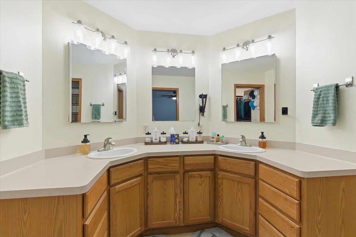 1331 County Rd D Oregon, WI 53575 - Photo 26 of 67