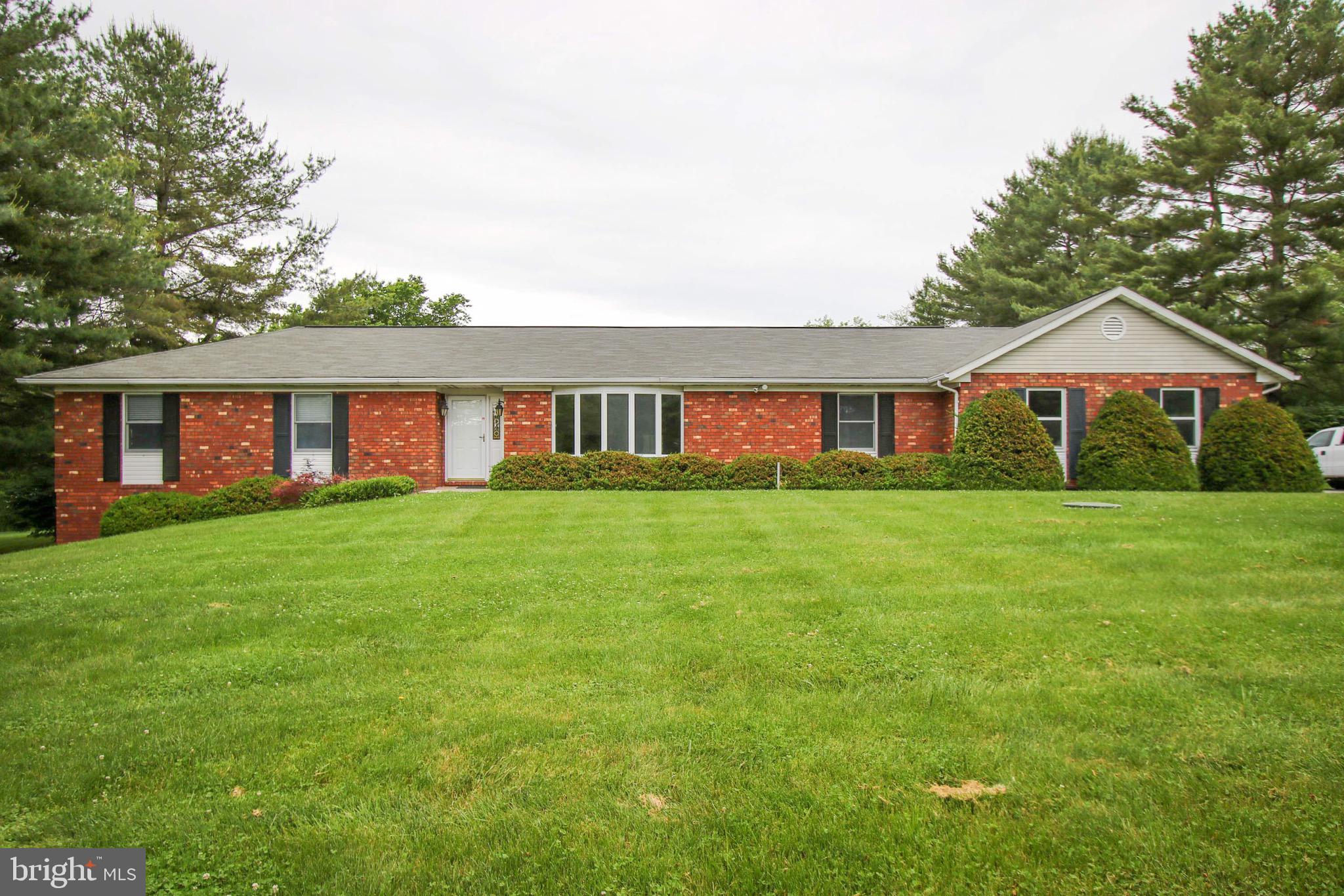1206 Nottingham Road Westminster, MD 21157 - Photo 2 of 45 Gallery Image 2