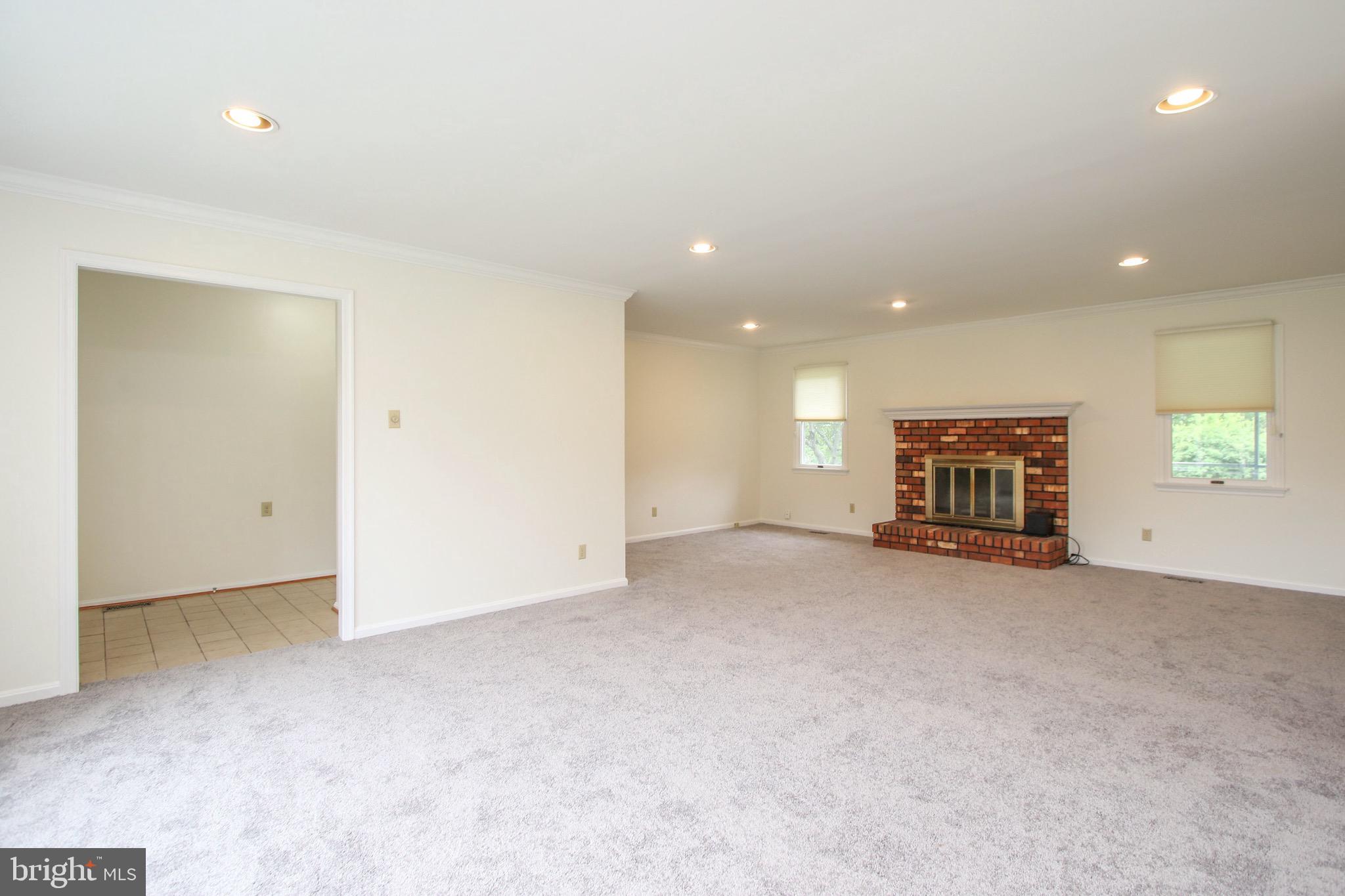 1206 Nottingham Road Westminster, MD 21157 - Photo 4 of 45 Great room with new carpet