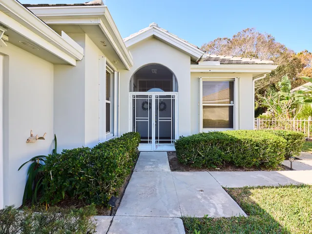 $650,000 | 7488 Southeast Waxberry Circle, Hobe Sound, FL 33455