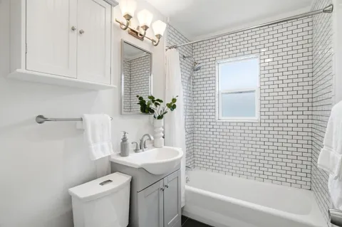 $1,495,000 | 131 Pacific Avenue, Pacifica, CA 94044