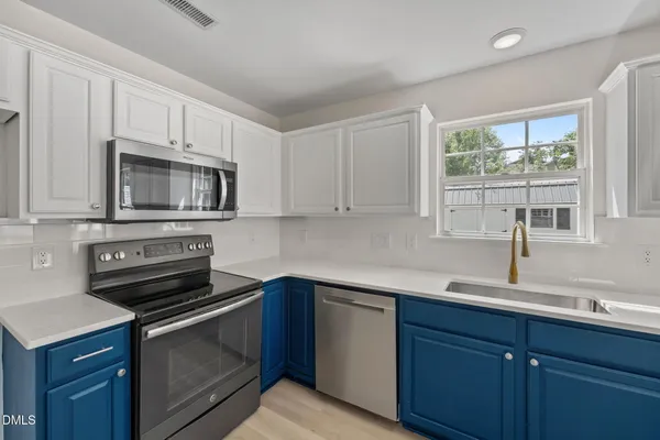 $345,000 | 1119 Briarwood Drive, Mebane, NC 27302