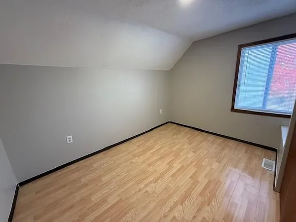 $134,900 | 1810 1st Avenue Southeast, Austin, MN 55912