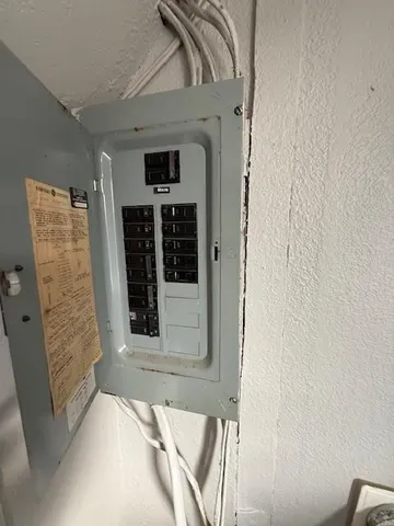 $169,900 | 1810 1st Avenue Southeast, Austin, MN 55912