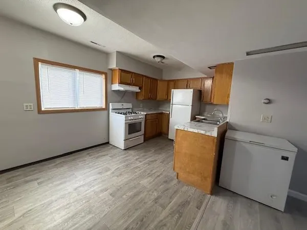 $134,900 | 1810 1st Avenue Southeast, Austin, MN 55912